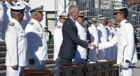 El Ministro de Defensa inaugura el curso de la Escuela Naval Militar. mde.es