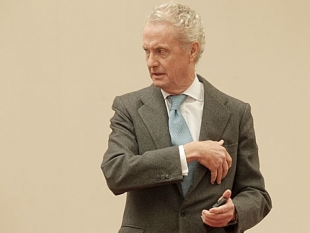 Morenés explica que quiso denunciar la 'injusticia' que sufre el Ejército