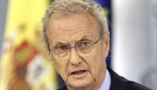 Morenés muestra "toda" su "confianza" en el jefe del Ejército tras la polémica