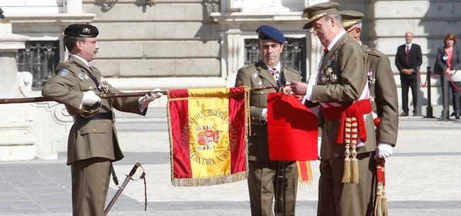 El Rey otorga la máxima condecoración a los héroes olvidados de Annual